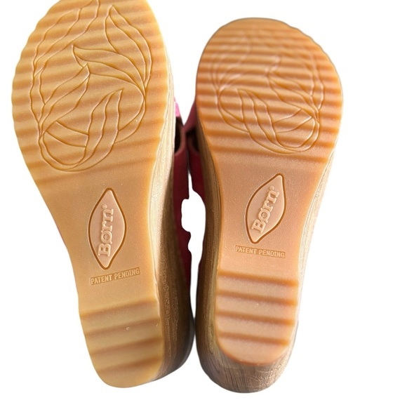 Born Nora Handcrafted Distressed Suede Wedge Sandal Sz 9 3” Wedge Heel Logo - Picture 4 of 5